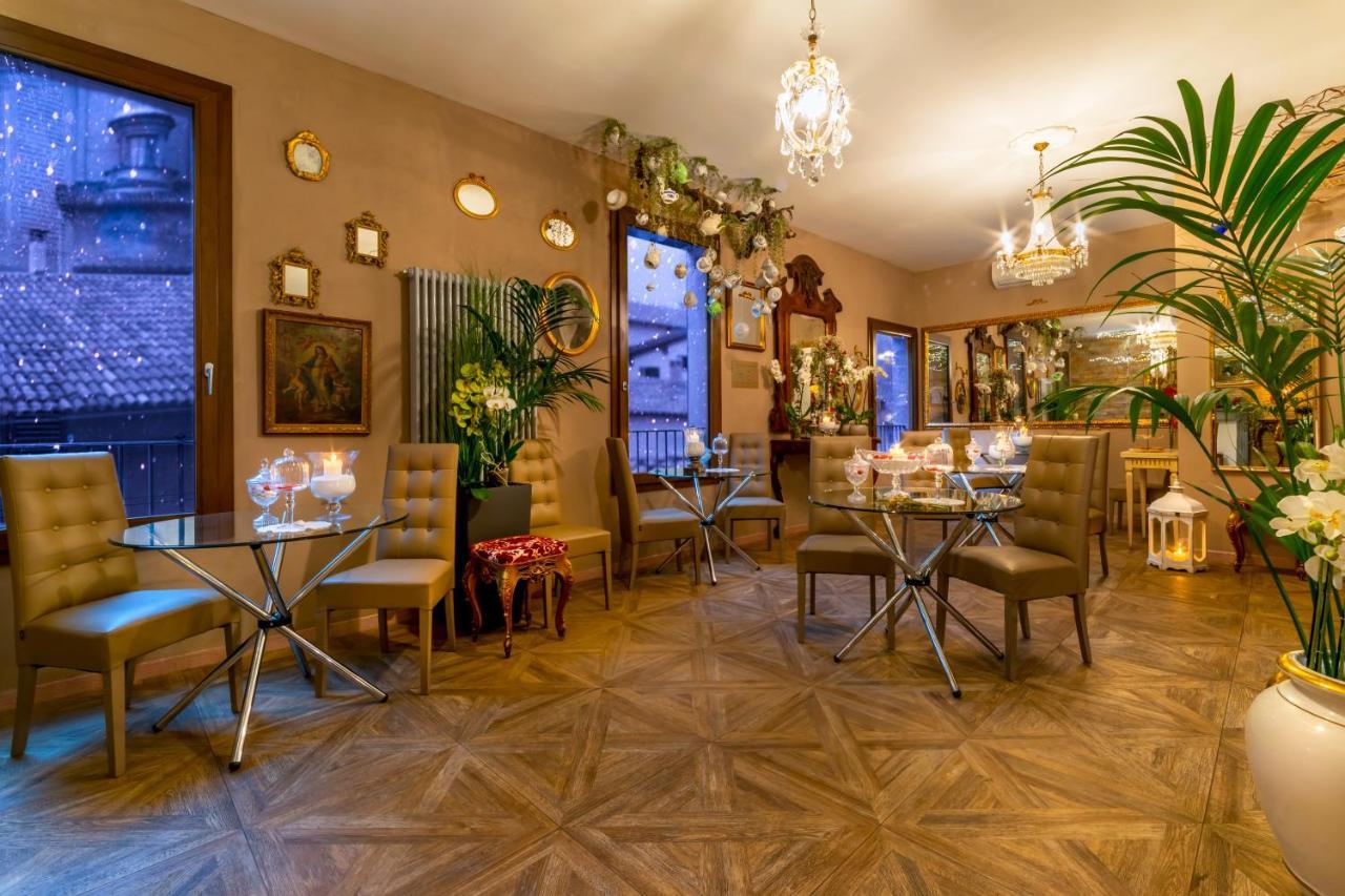 Bed and Breakfast 051 Boutique Bolonia Zewnętrze zdjęcie
